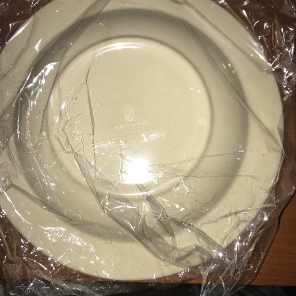 OUT OF STOCK BAPE PLATE - Picture 5 of 5